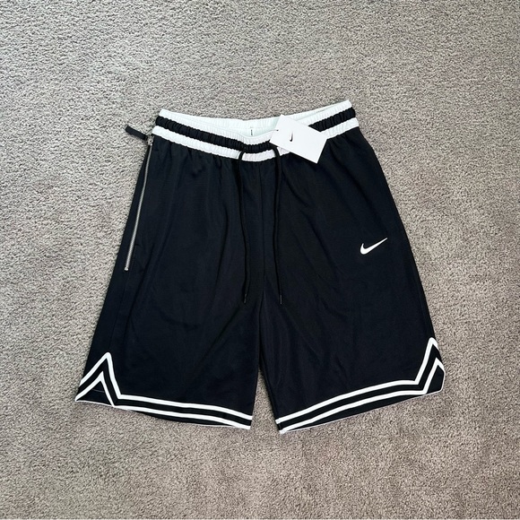 Nike Other - Nike Mens Dri-Fit DNA Basketball Shorts Loose Fit Size Medium